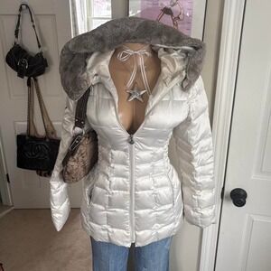 Y2k 2000s minimalist cream fur hood puffer jacket